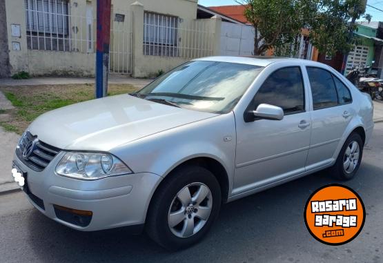 Autos - Volkswagen Bora 2.0 Trendline 2012 GNC 111111Km - En Venta