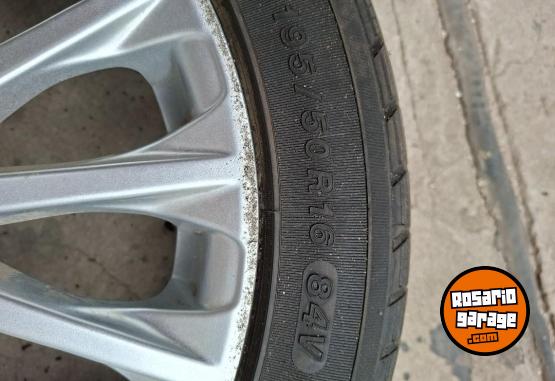 Accesorios para Autos - Rueda Ford fiesta titanium 2014 - En Venta