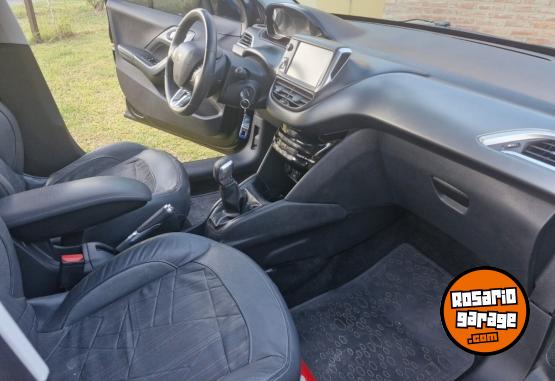 Autos - Peugeot 208 Feline Pack C 2014 Nafta 114000Km - En Venta