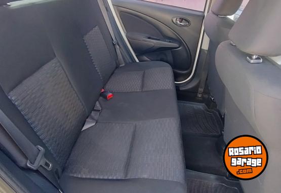 Autos - Toyota Etios 2016 Nafta 165000Km - En Venta