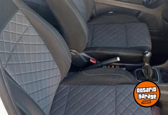 Autos - Volkswagen SURAN 1.6 MSI HIGHLINE 2017 Nafta 109000Km - En Venta