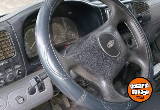 Utilitarios - Ford Transit 1998 Diesel 222222Km - En Venta