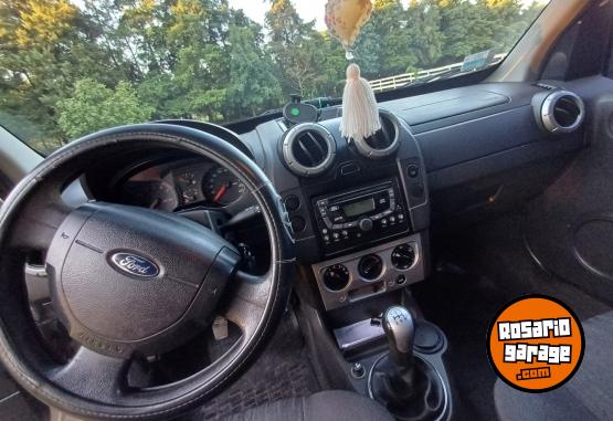 Autos - Ford EcoSport 1.6 XLS 4x2 2008 GNC 207000Km - En Venta