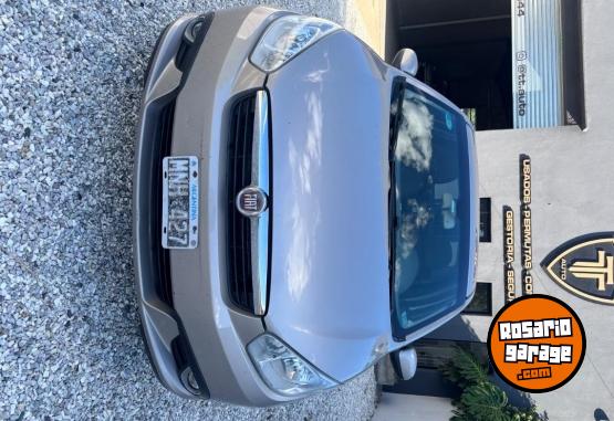 Autos - Fiat Grand Siena 2013 GNC 160000Km - En Venta