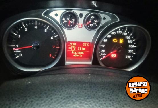 Autos - Ford Focus 2009 GNC 120000Km - En Venta