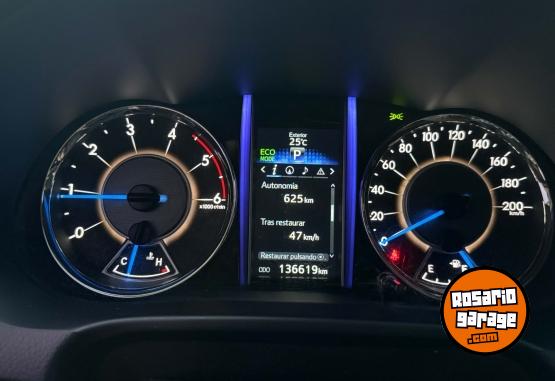 Autos - Toyota SW4 2018 Diesel 136600Km - En Venta