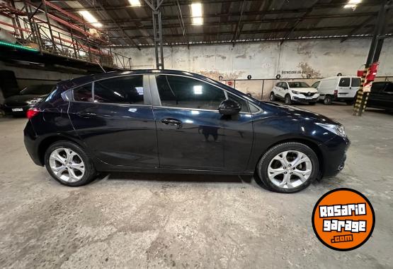Autos - Chevrolet Cruze 2022 Nafta 61000Km - En Venta
