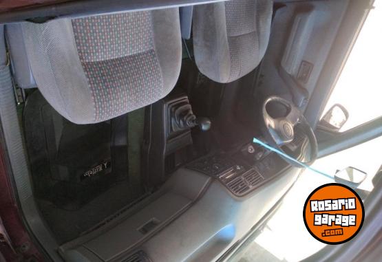 Autos - Renault 19 1995 GNC 307000Km - En Venta