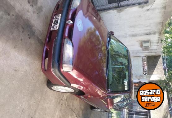 Autos - Renault 19 1995 GNC 307000Km - En Venta