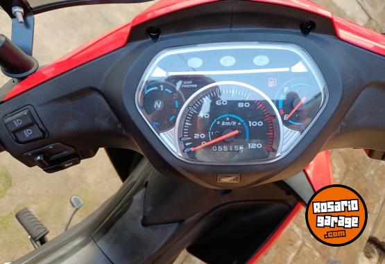 Motos - Honda Wave full 2022 Nafta 6000Km - En Venta