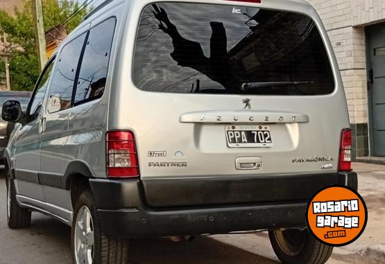Utilitarios - Peugeot Partner Patagonica 2016 Diesel 156000Km - En Venta