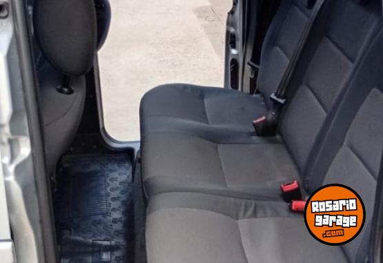 Utilitarios - Peugeot Partner Patagonica 2016 Diesel 156000Km - En Venta