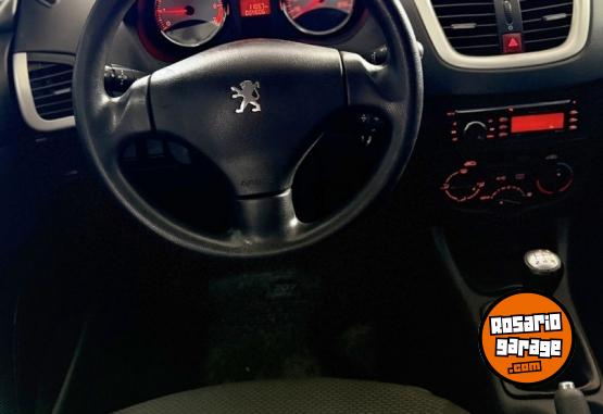 Autos - Peugeot 207 COMPACT ALLURE 1.6 2013 Nafta 64500Km - En Venta