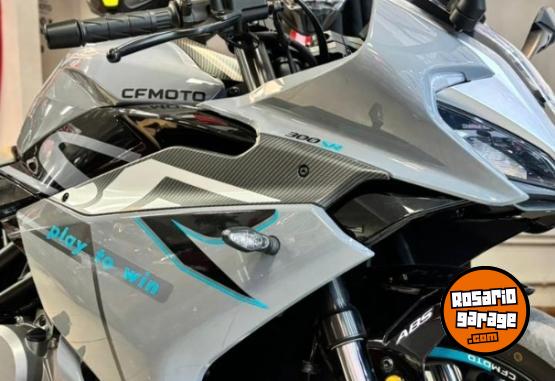 Motos - CF SR 300 2024 Nafta 6000Km - En Venta