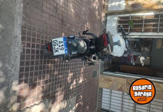 Motos - Benelli 752S 2022 Nafta 17000Km - En Venta