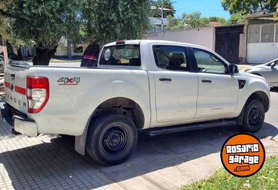 Camionetas - Ford ranger lt 4x4 2013 Diesel 200000Km - En Venta