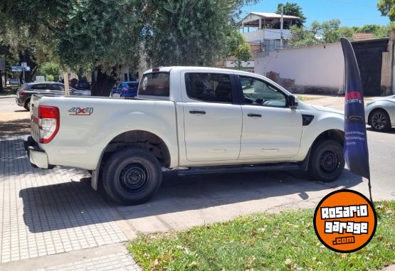 Camionetas - Ford ranger lt 4x4 2013 Diesel 200000Km - En Venta