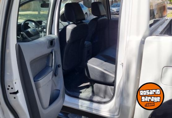 Camionetas - Ford ranger lt 4x4 2013 Diesel 200000Km - En Venta