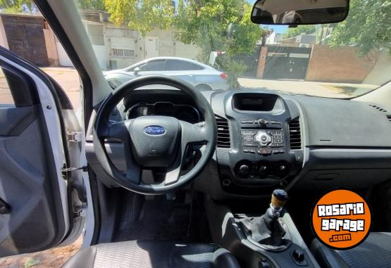 Camionetas - Ford ranger lt 4x4 2013 Diesel 200000Km - En Venta