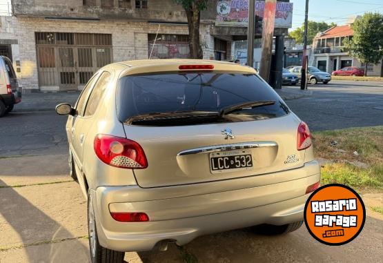 Autos - Peugeot 207 2012 Nafta 64000Km - En Venta