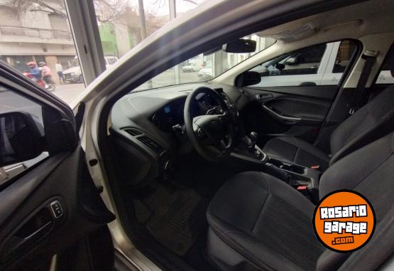 Autos - Ford Focus 1.6 caja manual 2018 Nafta 53000Km - En Venta