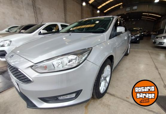 Autos - Ford Focus 1.6 caja manual 2018 Nafta 53000Km - En Venta