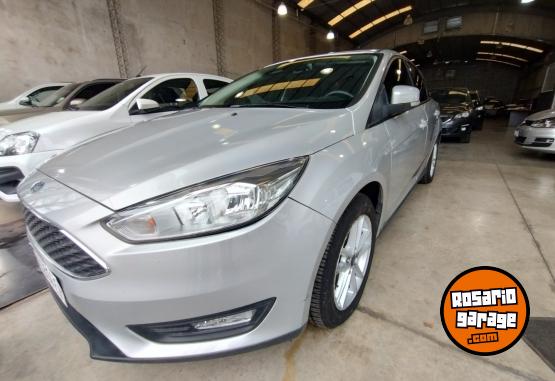 Autos - Ford Focus 1.6 caja manual 2018 Nafta 53000Km - En Venta