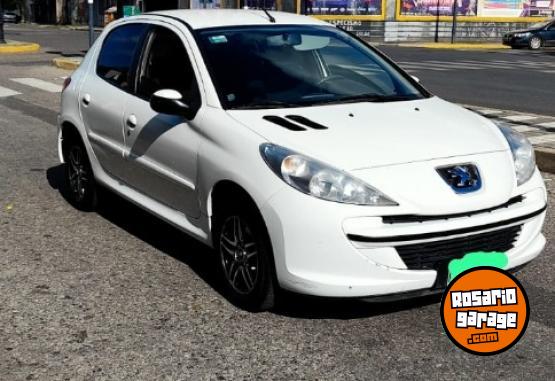 Autos - Peugeot 207 allure 2014 Nafta 116000Km - En Venta