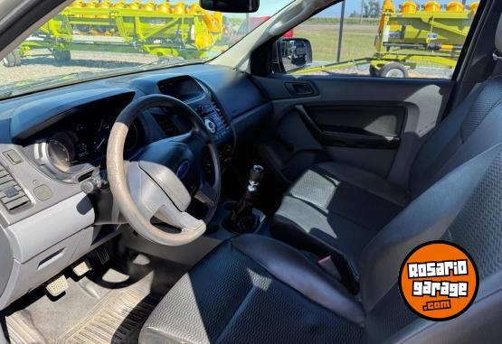 Camionetas - Ford Ranger 2.2 TDI 2014 Diesel 130000Km - En Venta