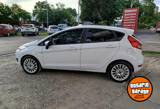 Autos - Ford FIESTA 2016 Nafta 80000Km - En Venta