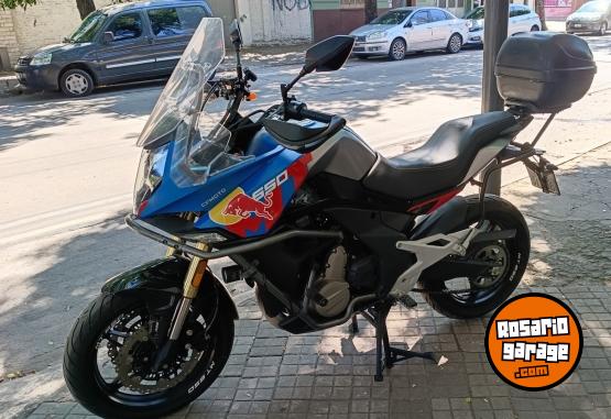 Motos - CF 650 MT 2023 Nafta 20000Km - En Venta