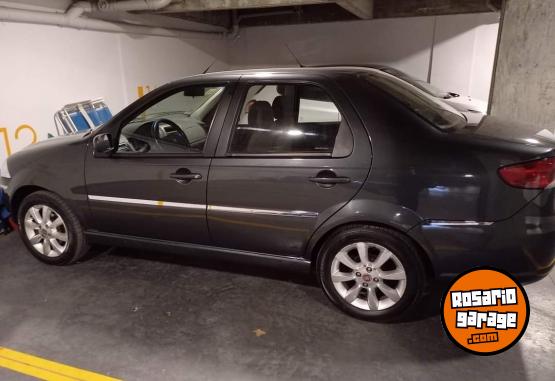 Autos - Fiat Siena Essence 2010 GNC 145000Km - En Venta