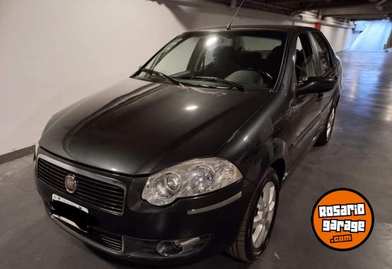 Autos - Fiat Siena Essence 2010 GNC 145000Km - En Venta