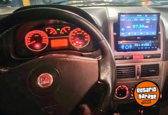 Autos - Fiat Siena Essence 2010 GNC 145000Km - En Venta