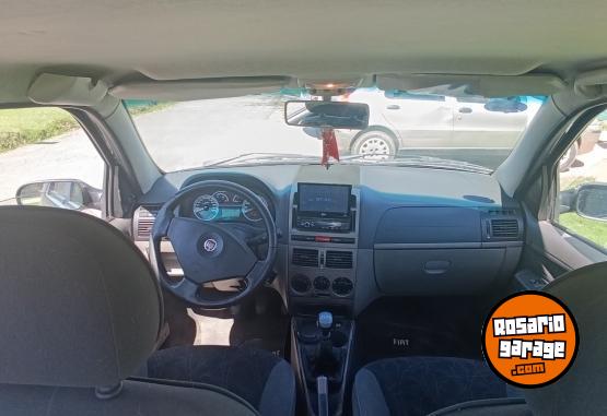 Autos - Fiat Siena Essence 2010 GNC 145000Km - En Venta