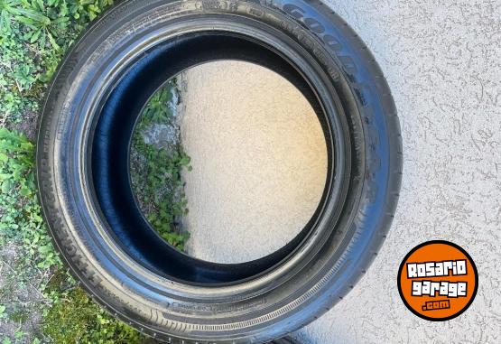 Accesorios para Autos - Cubiertas Goodyear 195 55 16 208 - En Venta