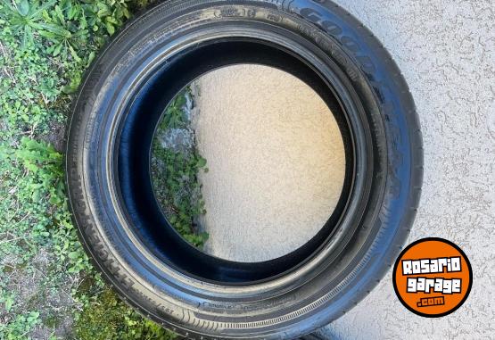 Accesorios para Autos - Cubiertas Goodyear 195 55 16 208 - En Venta