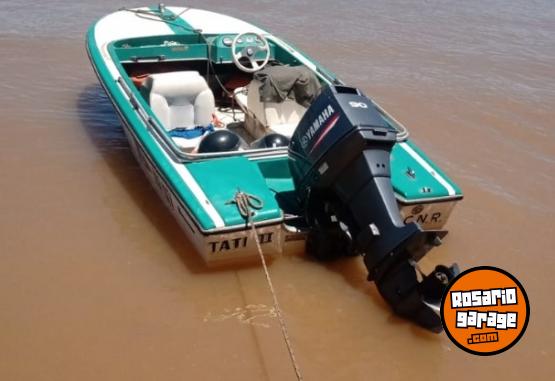 Embarcaciones - Yamaha 90 HP 2013, 60 horas, reloj, power trim, automix - En Venta