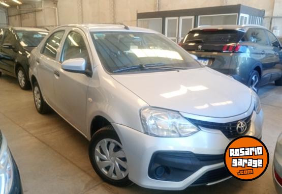 Autos - Toyota Etios 2023 Nafta 59000Km - En Venta