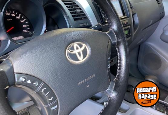 Camionetas - Toyota Hilux Srv 2011 Diesel 235000Km - En Venta