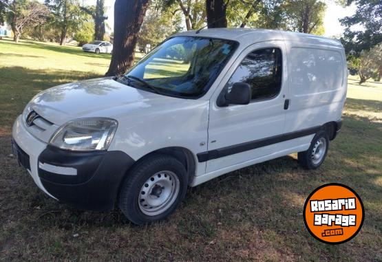 Utilitarios - Peugeot Partner 2011 Diesel 167000Km - En Venta