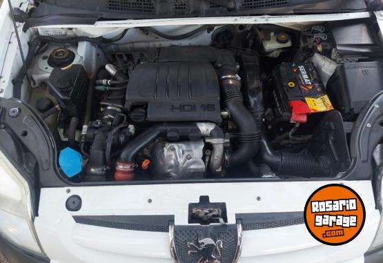 Utilitarios - Peugeot Partner 2011 Diesel 167000Km - En Venta