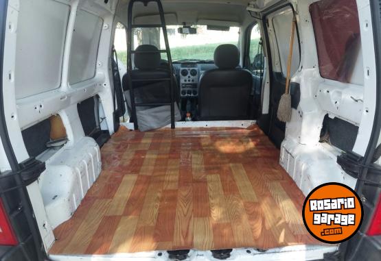 Utilitarios - Peugeot Partner 2011 Diesel 167000Km - En Venta