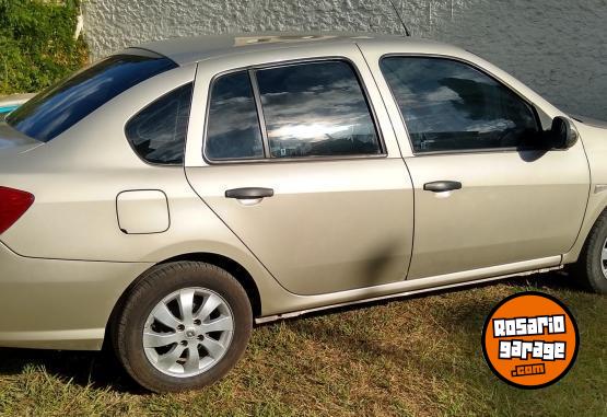 Autos - Renault Symbol 2013 Nafta 105000Km - En Venta