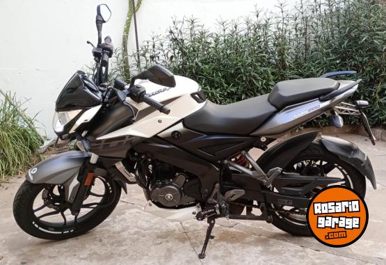 Motos - Bajaj Rouser NS 200 2019 Nafta 20000Km - En Venta