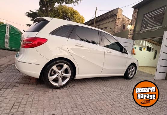 Autos - Mercedes Benz B200 2013 Nafta 110000Km - En Venta
