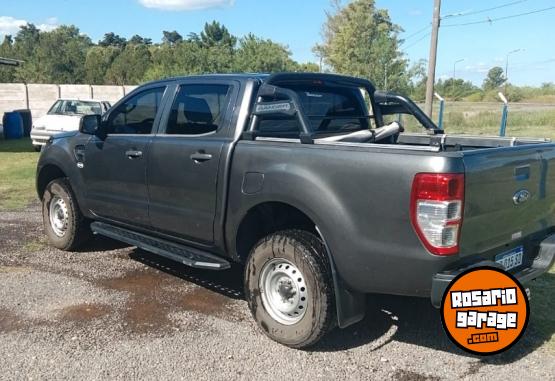 Camionetas - Ford RANGER 2017 Diesel 93600Km - En Venta