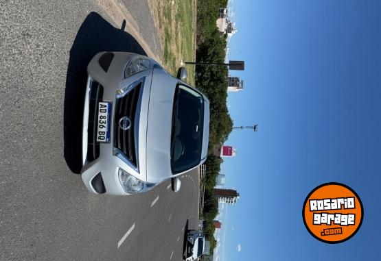 Autos - Nissan NISSAN VERSA 2019 GNC 65000Km - En Venta