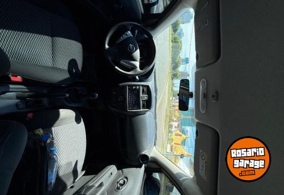 Autos - Nissan NISSAN VERSA 2019 GNC 65000Km - En Venta