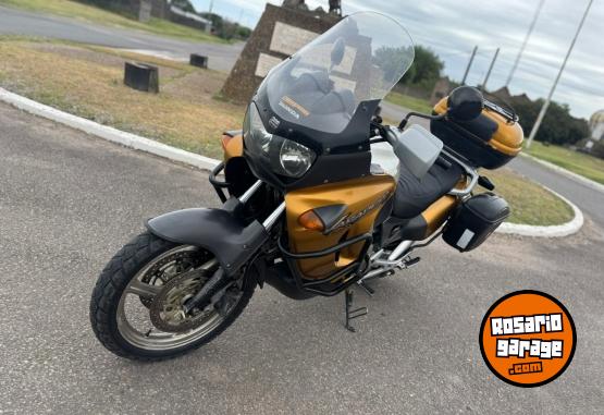 Motos - Honda Varadero 2000 Nafta 88000Km - En Venta